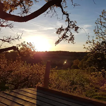 Gite En Materiaux Naturels Sauna, Bain Nordique Avec Vue Sur Les Couchers De Soleil Et Chevaux * Vausseroux
